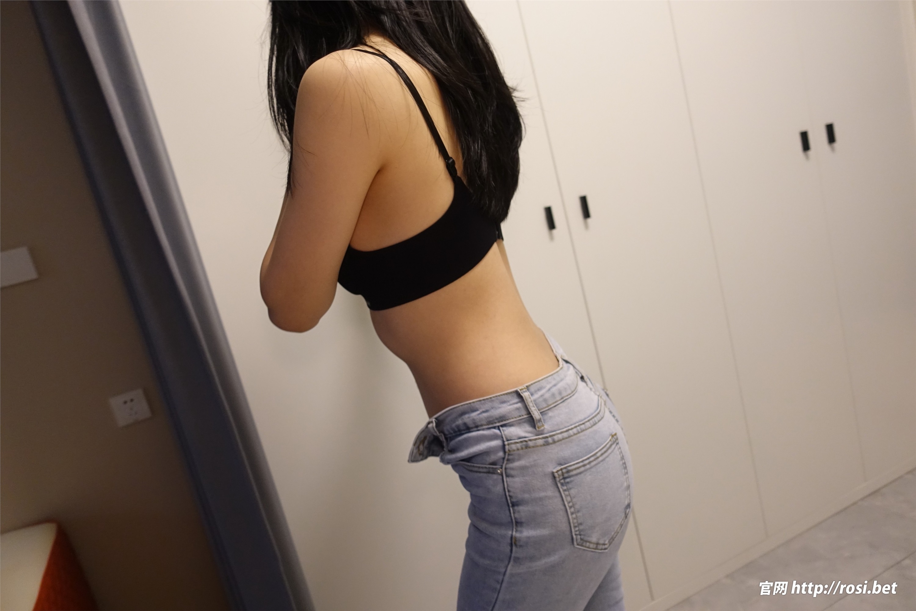 ROSI写真 2024.06.13 NO.4574